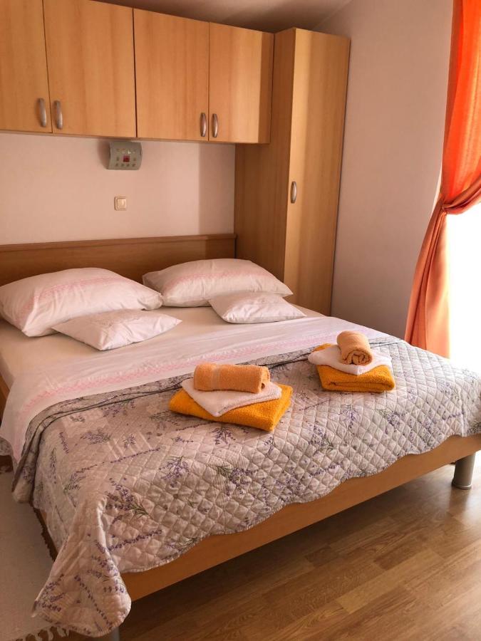 Apartments Rajcic Kaštela Buitenkant foto